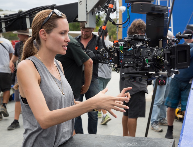 Angelina_Jolie-Rendíthetetlen-05