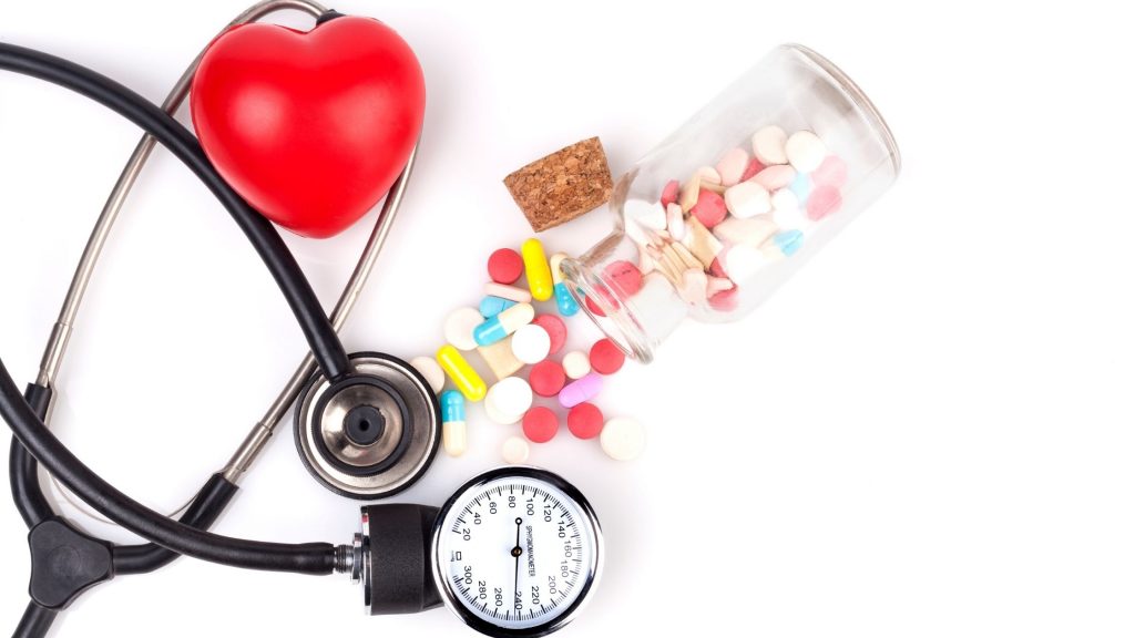 Magas vérnyomás: ezek a gyógyszerszedés legfontosabb szabályai - EgészségKalauz